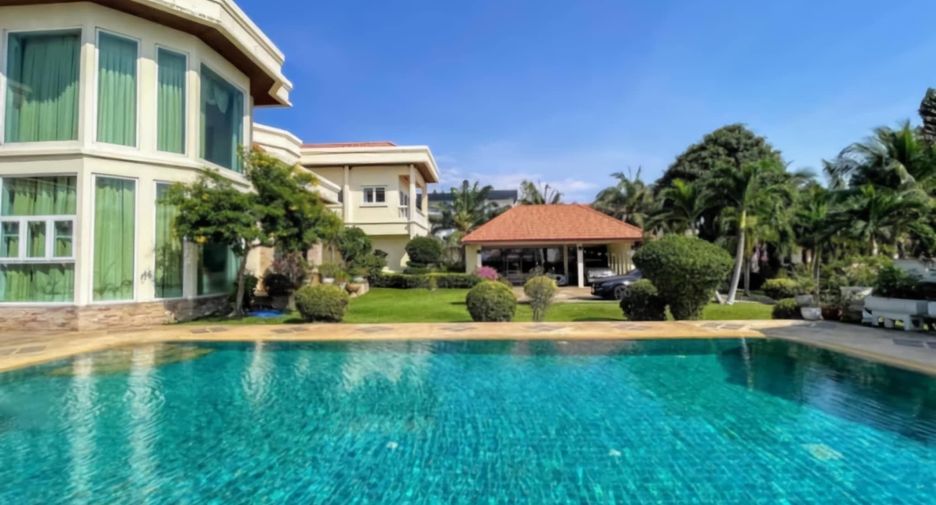 Casa en venta de 4 habitaciones en Bang Lamung, Chonburi