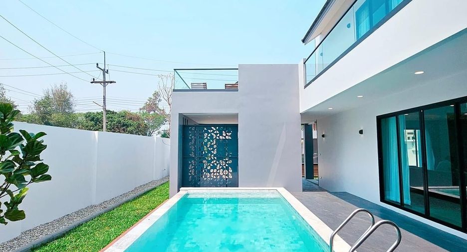 For sale 4 bedrooms villa in Saraphi, Chiang Mai