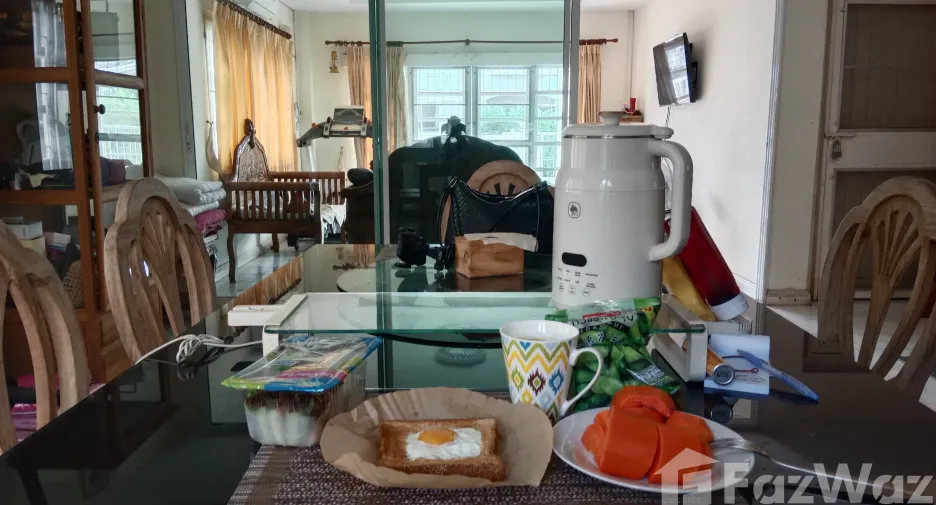 For sale 4 bedrooms house in Nong Chok, Bangkok