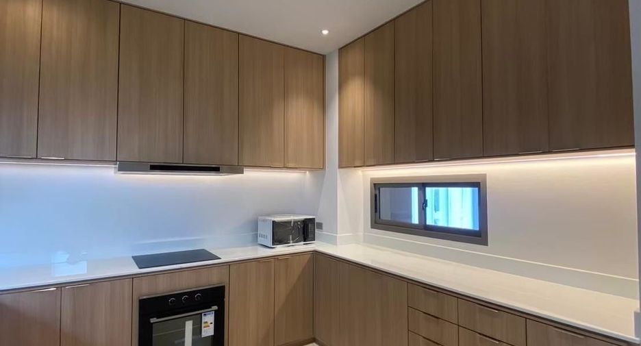 For rent 4 bedrooms house in Bang Lamung, Chonburi