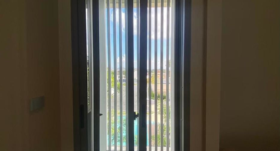 For rent 4 bedrooms house in Bang Lamung, Chonburi