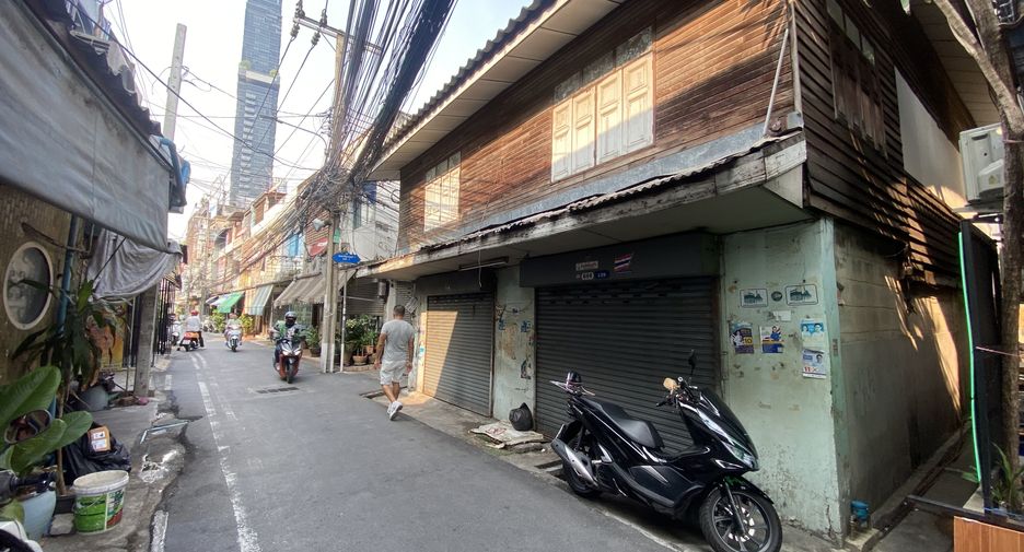 Reihenhaus zum Kauf mit 4 Zimmer in Sathon, Bangkok