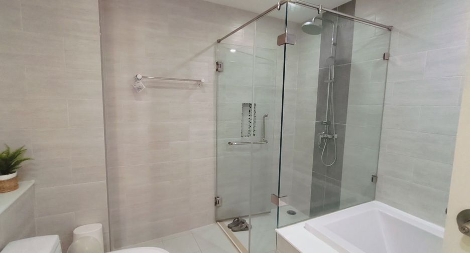 For rent 2 bedrooms condo in Mueang Chiang Mai, Chiang Mai