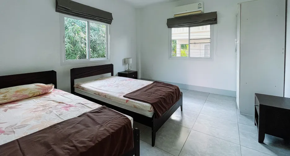 For rent 2 bedrooms townhouse in Hua Hin, Prachuap Khiri Khan