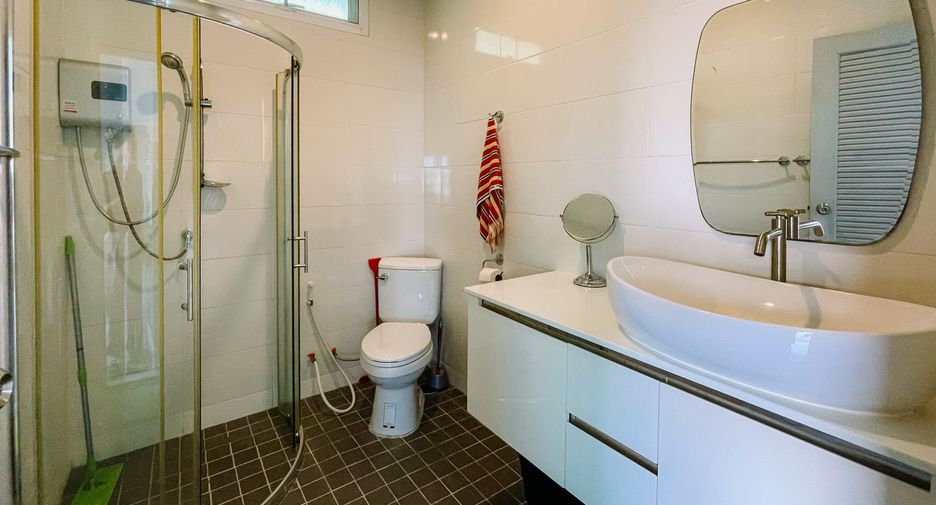 For rent 2 bedrooms townhouse in Hua Hin, Prachuap Khiri Khan