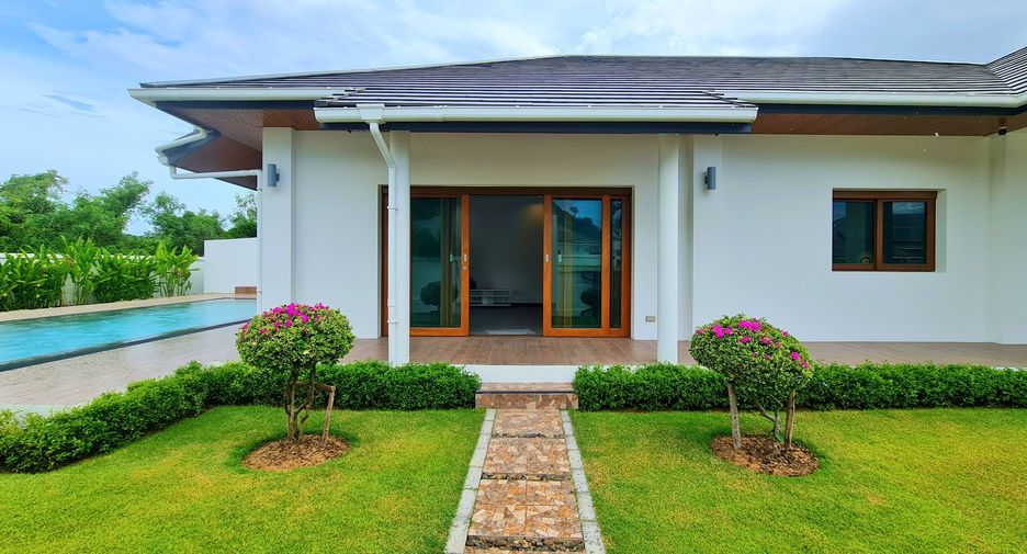 For rent 3 bedrooms villa in Hua Hin, Prachuap Khiri Khan