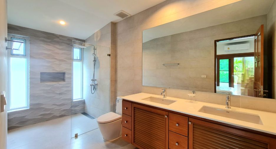 For rent 3 bedrooms villa in Hua Hin, Prachuap Khiri Khan