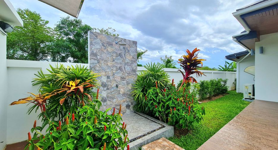 For rent 3 bedrooms villa in Hua Hin, Prachuap Khiri Khan