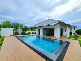À louer 3 chambres villa à Hua Hin, Prachuap Khiri Khan
