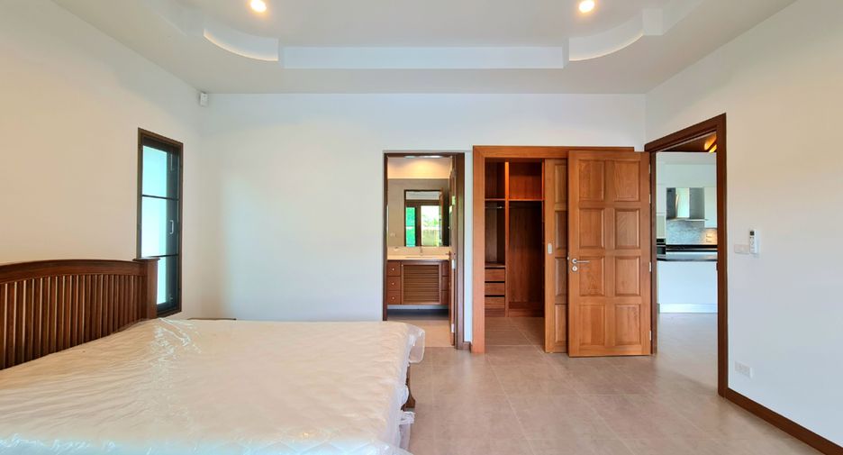For rent 3 bedrooms villa in Hua Hin, Prachuap Khiri Khan