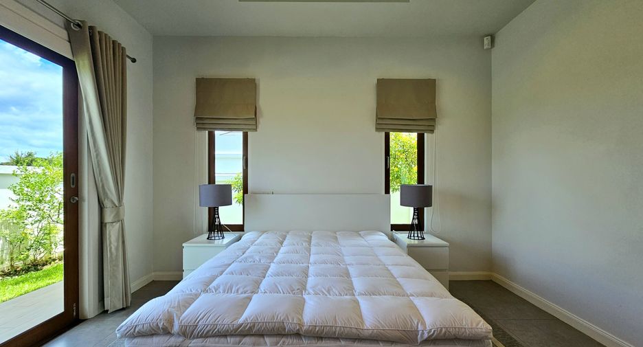 For rent 3 bedrooms villa in Hua Hin, Prachuap Khiri Khan