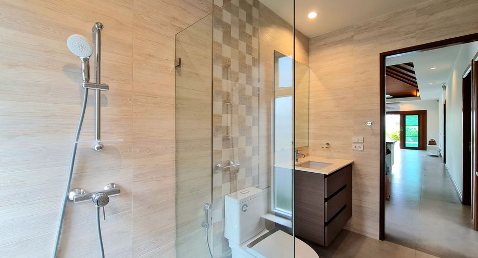 For rent 3 bedrooms villa in Hua Hin, Prachuap Khiri Khan