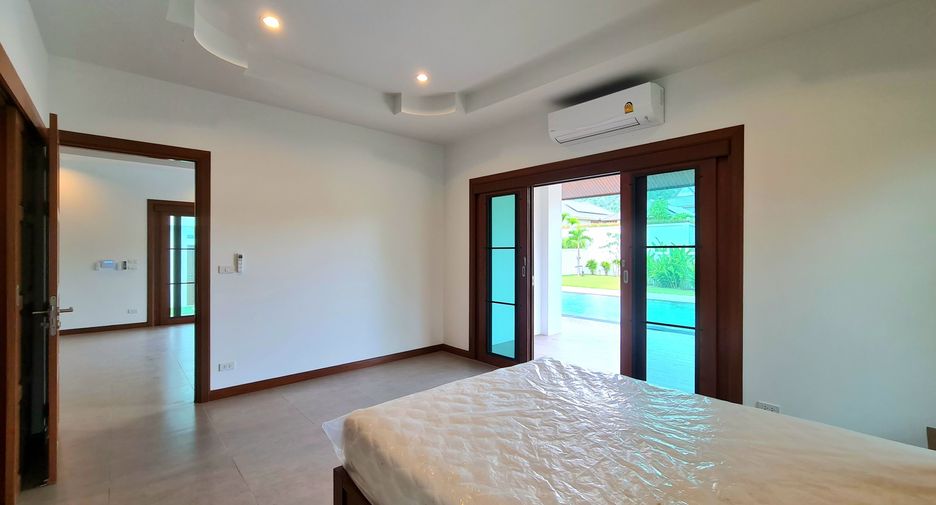 For rent 3 bedrooms villa in Hua Hin, Prachuap Khiri Khan