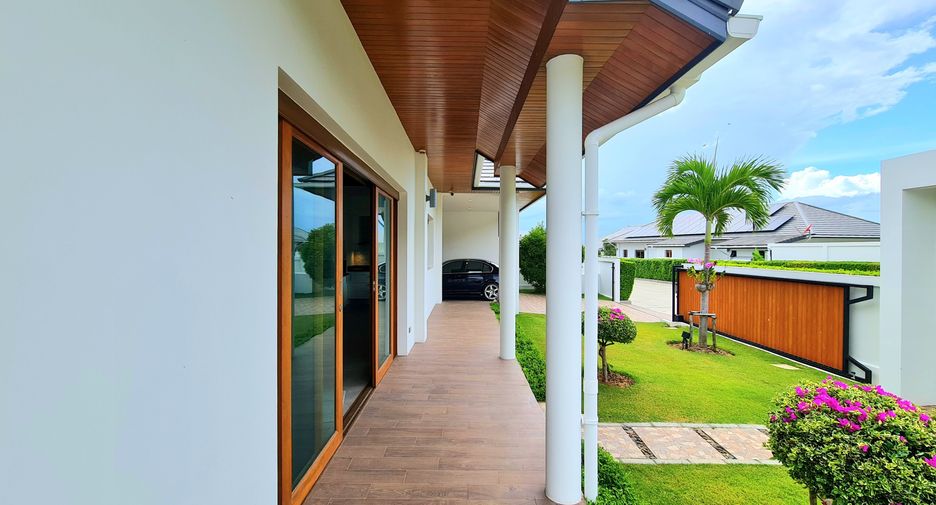 For rent 3 bedrooms villa in Hua Hin, Prachuap Khiri Khan