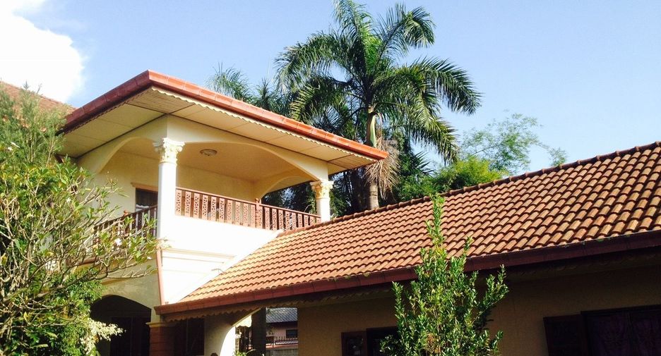 For sale 4 bedrooms house in San Sai, Chiang Mai