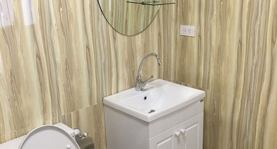 For sale 4 bedrooms house in San Sai, Chiang Mai