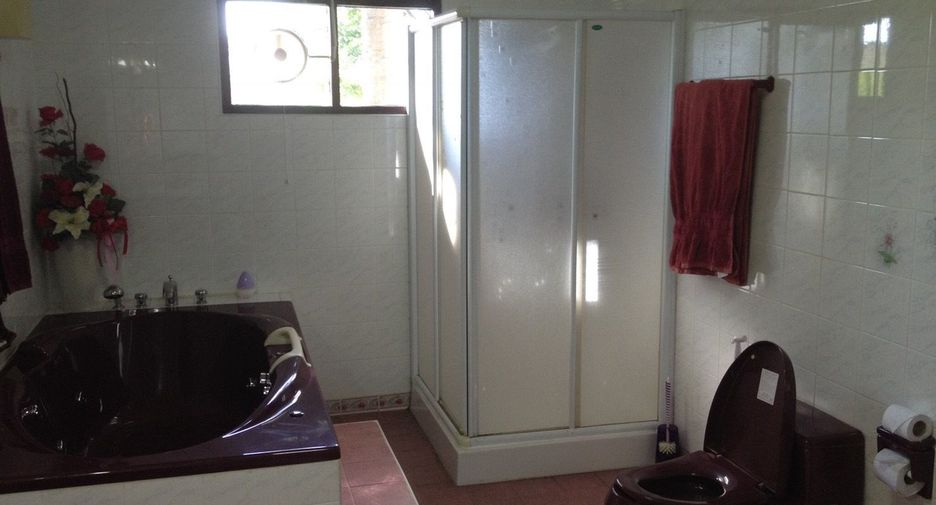 For sale 4 bedrooms house in San Sai, Chiang Mai