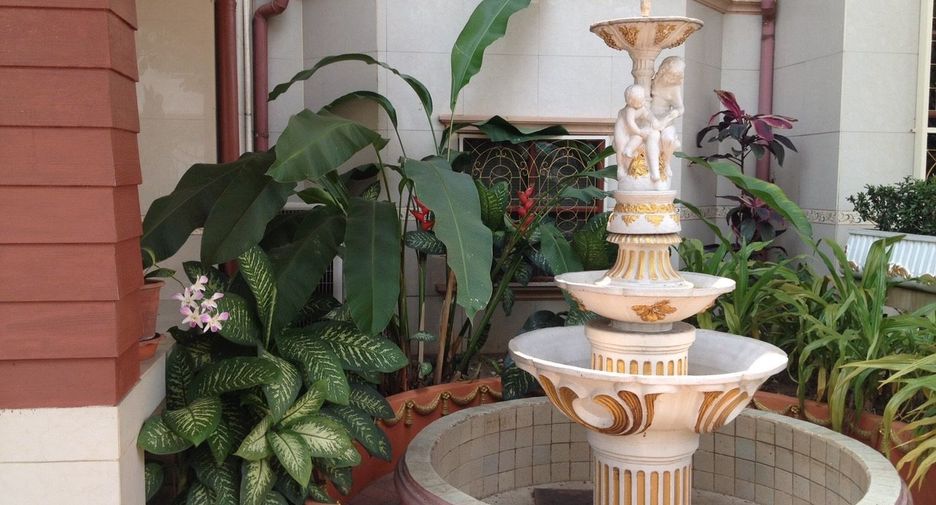 For sale 4 bedrooms house in San Sai, Chiang Mai
