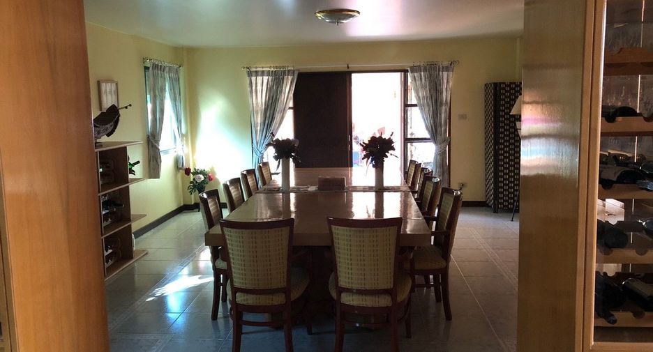 For sale 4 bedrooms house in San Sai, Chiang Mai