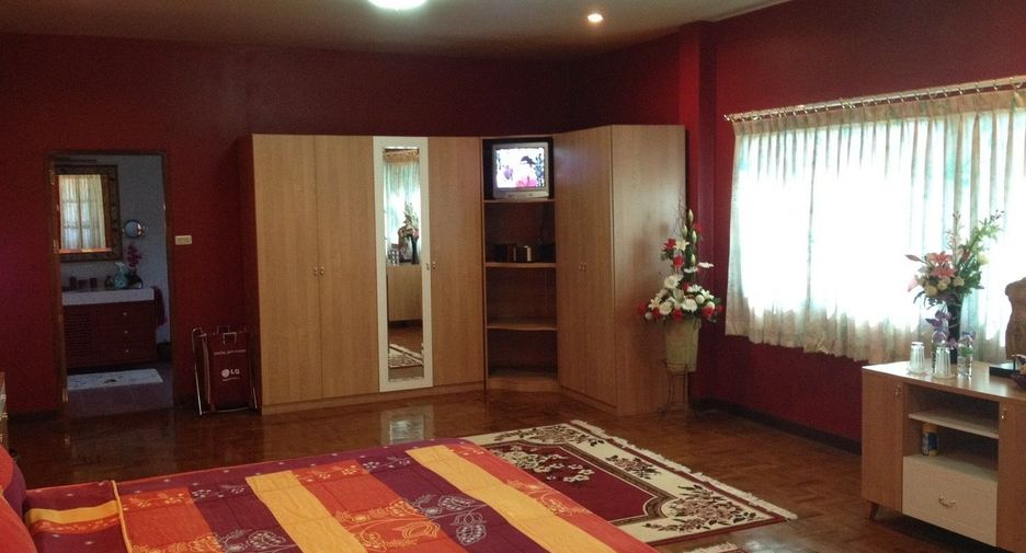 For sale 4 bedrooms house in San Sai, Chiang Mai
