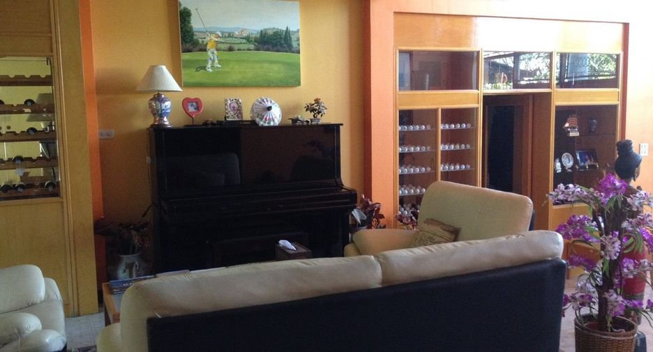 For sale 4 bedrooms house in San Sai, Chiang Mai