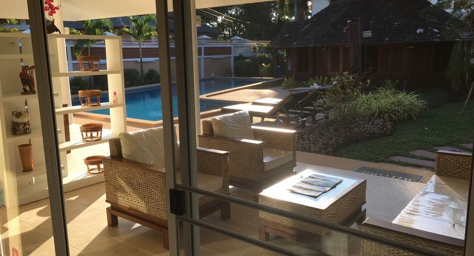 For sale 4 bedrooms house in San Sai, Chiang Mai