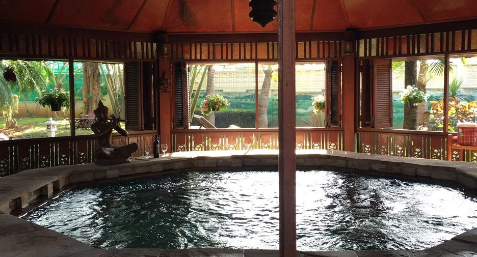 For sale 4 bedrooms house in San Sai, Chiang Mai
