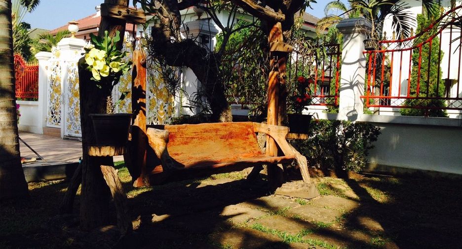 For sale 4 bedrooms house in San Sai, Chiang Mai