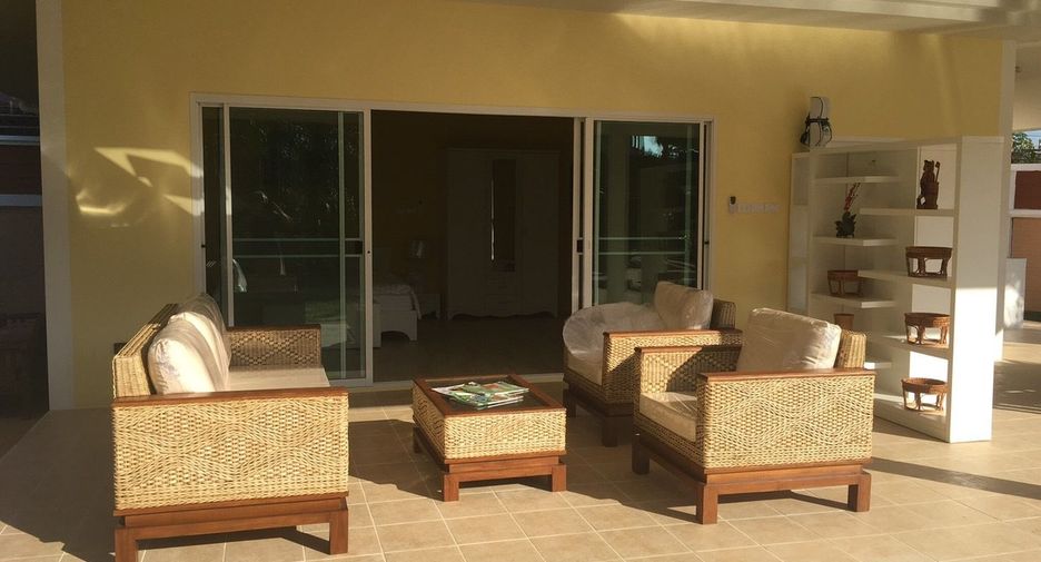 For sale 4 bedrooms house in San Sai, Chiang Mai