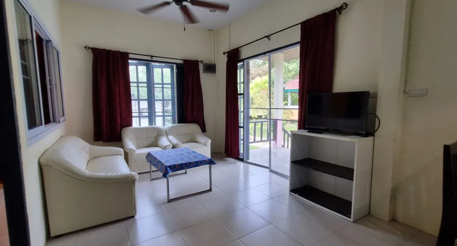 For rent 2 bedrooms townhouse in Ko Samui, Surat Thani