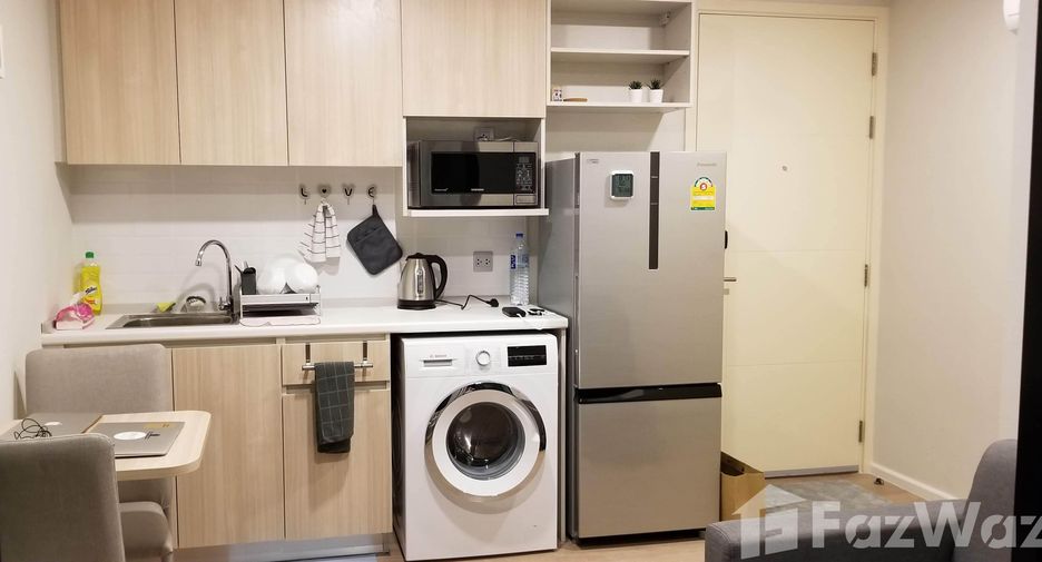 For sale 2 bedrooms condo in Wang Thonglang, Bangkok