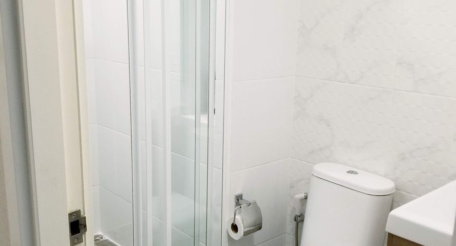 For sale 2 bedrooms condo in Wang Thonglang, Bangkok