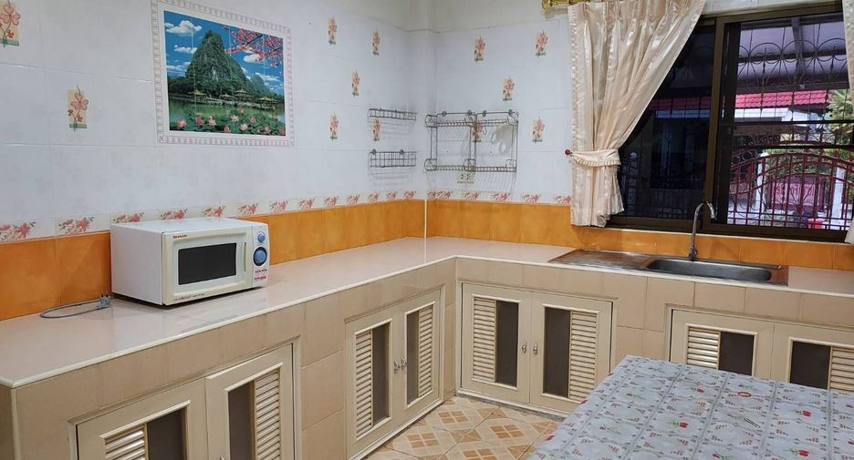 Haus zur Miete mit 3 Zimmer in San Kamphaeng, Chiang Mai