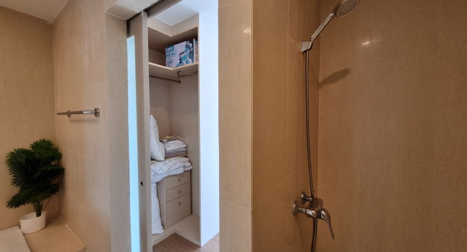 For sale and for rent 2 bedrooms condo in Mueang Phuket, Phuket