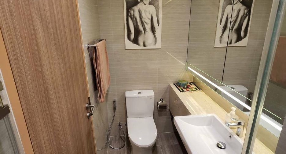 For sale and for rent 3 bedrooms condo in Watthana, Bangkok