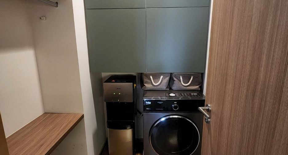 For sale and for rent 3 bedrooms condo in Watthana, Bangkok