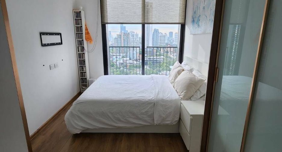 For sale and for rent 3 bedrooms condo in Watthana, Bangkok