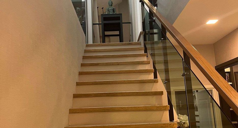 For sale 4 bedrooms house in Mae Rim, Chiang Mai
