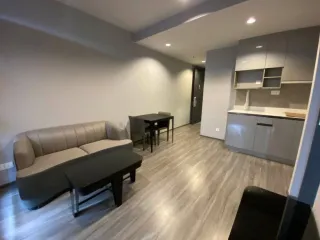 À vendre 1 chambre condo à Din Daeng, Bangkok