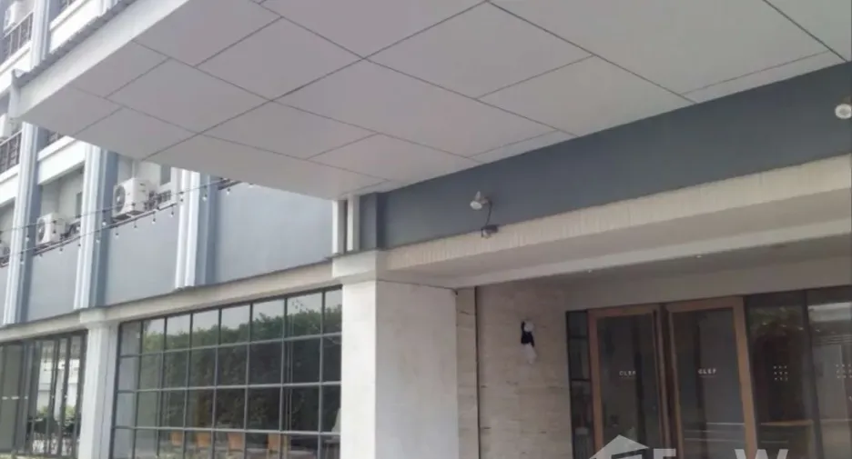 Hotel zum Kauf mit 89 Zimmer in Mueang Samut Prakan, Samut Prakan