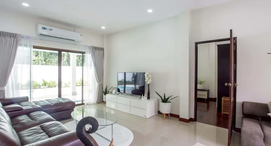 For sale 3 ベッドルーム villa in Hua Hin, Prachuap Khiri Khan