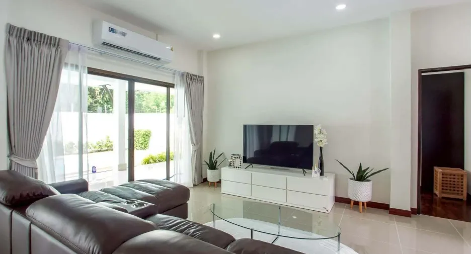 For sale 3 ベッドルーム villa in Hua Hin, Prachuap Khiri Khan