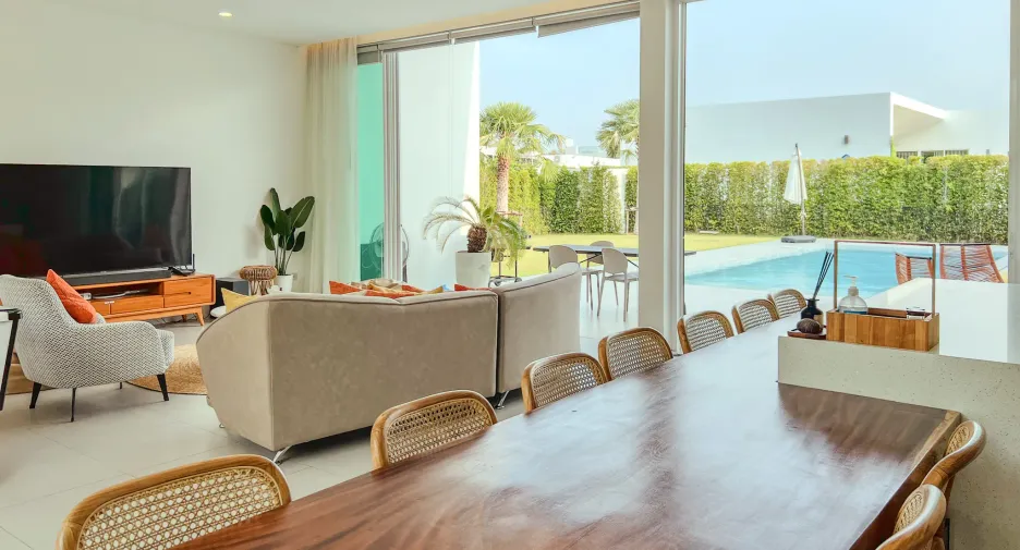 For rent 4 bedrooms villa in Hua Hin, Prachuap Khiri Khan