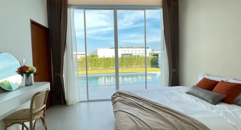 For rent 4 bedrooms villa in Hua Hin, Prachuap Khiri Khan
