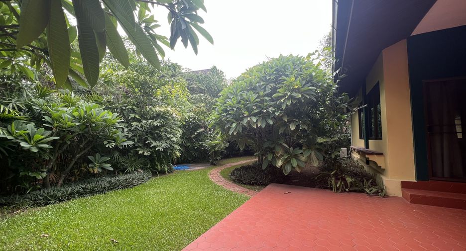 For sale and for rent 3 bedrooms house in Hang Dong, Chiang Mai