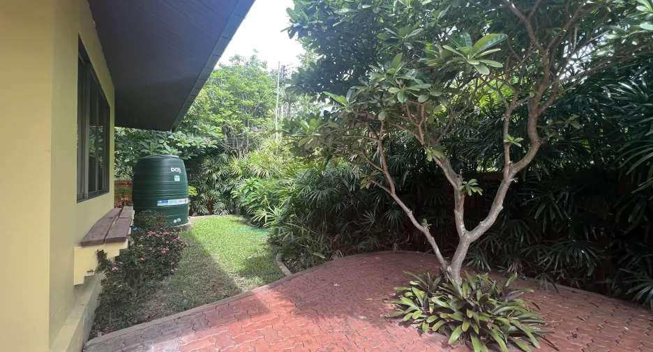 For sale and for rent 3 bedrooms house in Hang Dong, Chiang Mai