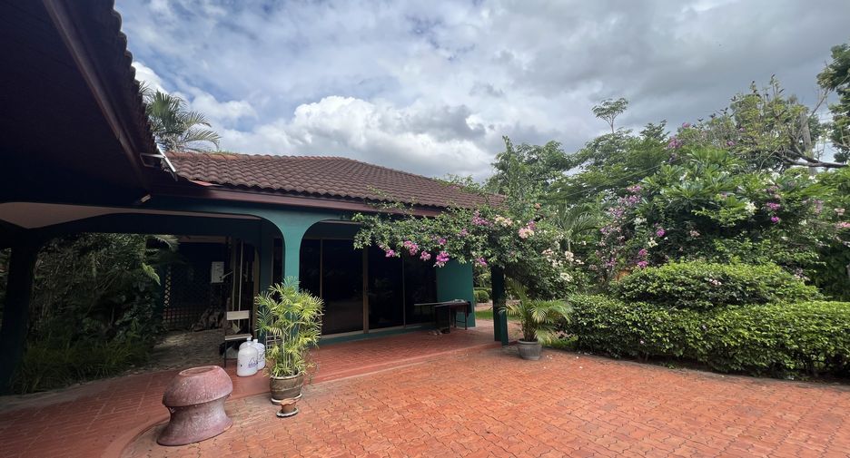 For sale and for rent 3 bedrooms house in Hang Dong, Chiang Mai