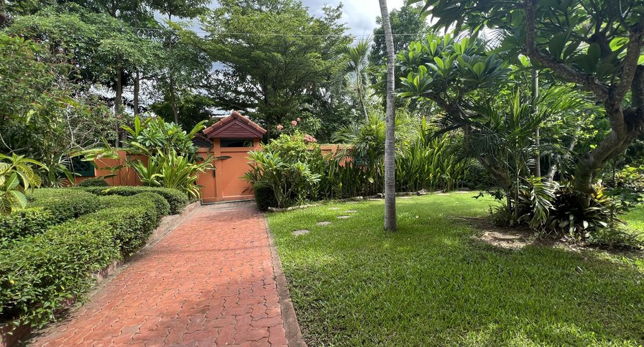For sale and for rent 3 bedrooms house in Hang Dong, Chiang Mai