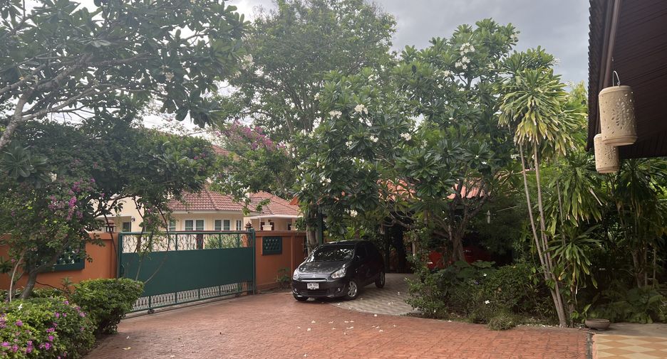 For sale and for rent 3 bedrooms house in Hang Dong, Chiang Mai