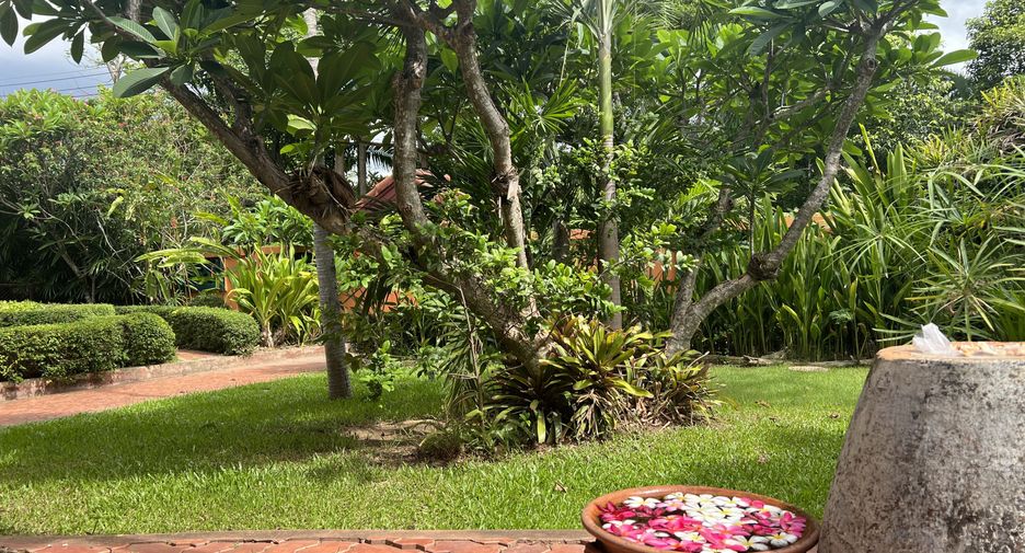 For sale and for rent 3 bedrooms house in Hang Dong, Chiang Mai